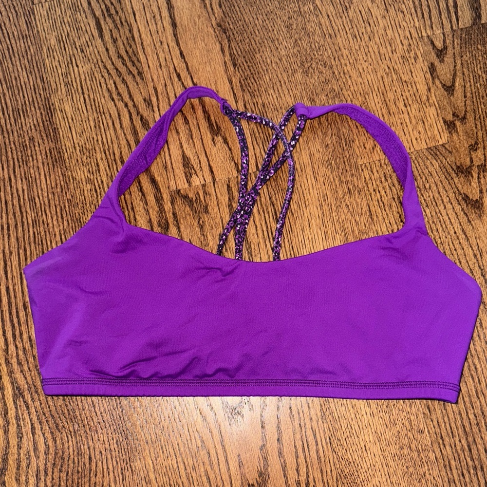 EUC Lululemon Women's Sports Bra